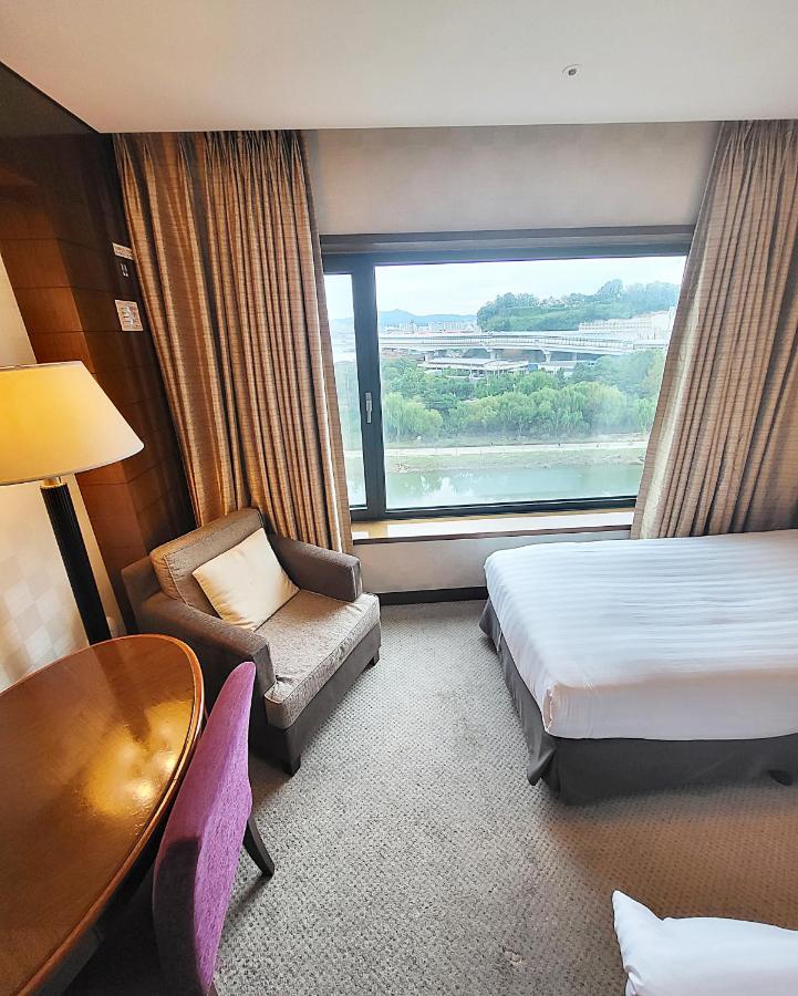 Niagara Hotel Seul Exterior foto